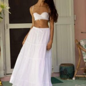 Kitteny Women's White Skirt